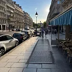 شقة Pantheon Arev Dans Le Quartier De Emily In 75005