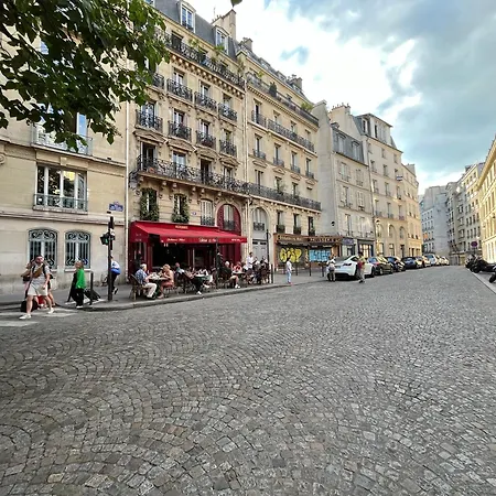 Pantheon Arev Dans Le Quartier De Emily In 75005 * Paryż